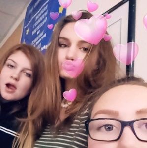 Meet your Posher, Dana